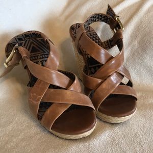Jessica Simpson wedges